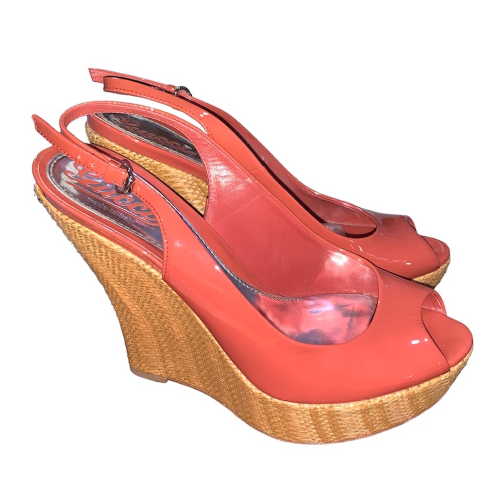 GUCCI Coral Vitello Vernice Soft Starfish Patent Leather Platform Wedges 258355